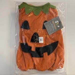 NWT Pottery Barn Kids Pumpkin Halloween One Piece Outfit With Hat 0-6 Months